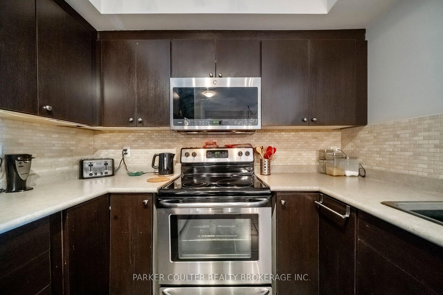 Photo 12 of Unit 316, 720 Yonge Street, Barrie, Painswick South — HOMEH