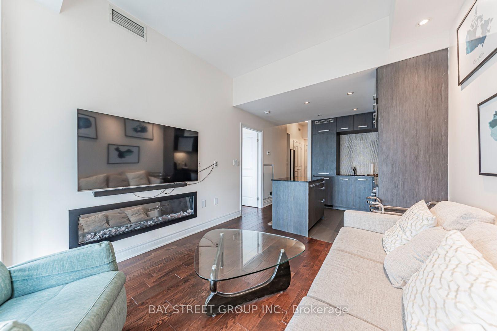 Photo 21 of Unit 5403, 8 The Esplanade, Toronto, Waterfront Communities — HOMEH