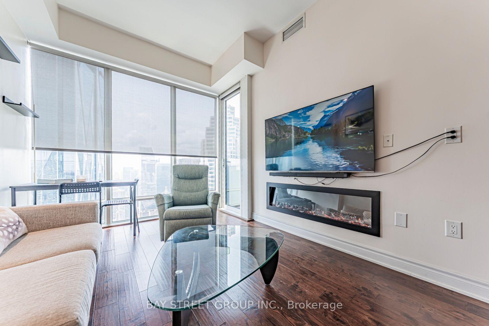 Photo 31 of Unit 5403, 8 The Esplanade, Toronto, Waterfront Communities — HOMEH