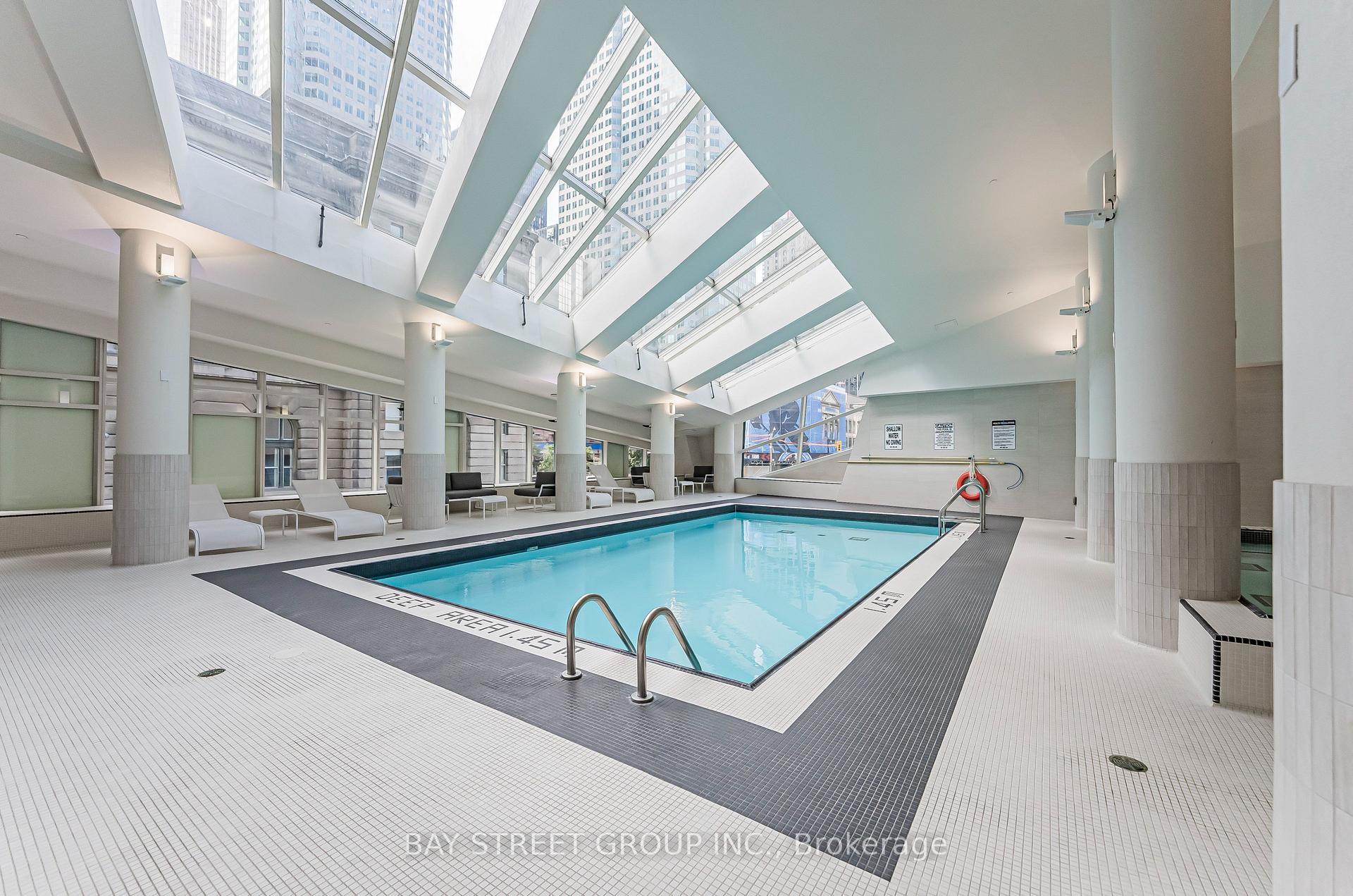 Photo 37 of Unit 5403, 8 The Esplanade, Toronto, Waterfront Communities — HOMEH