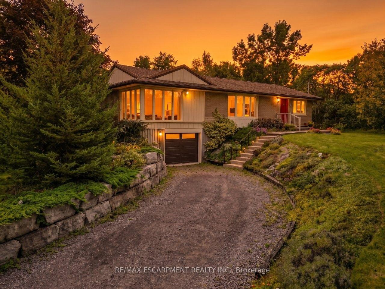 Photo 1 of 116 Russ Road, Grimsby, Grimsby Escarpment — HOMEH
