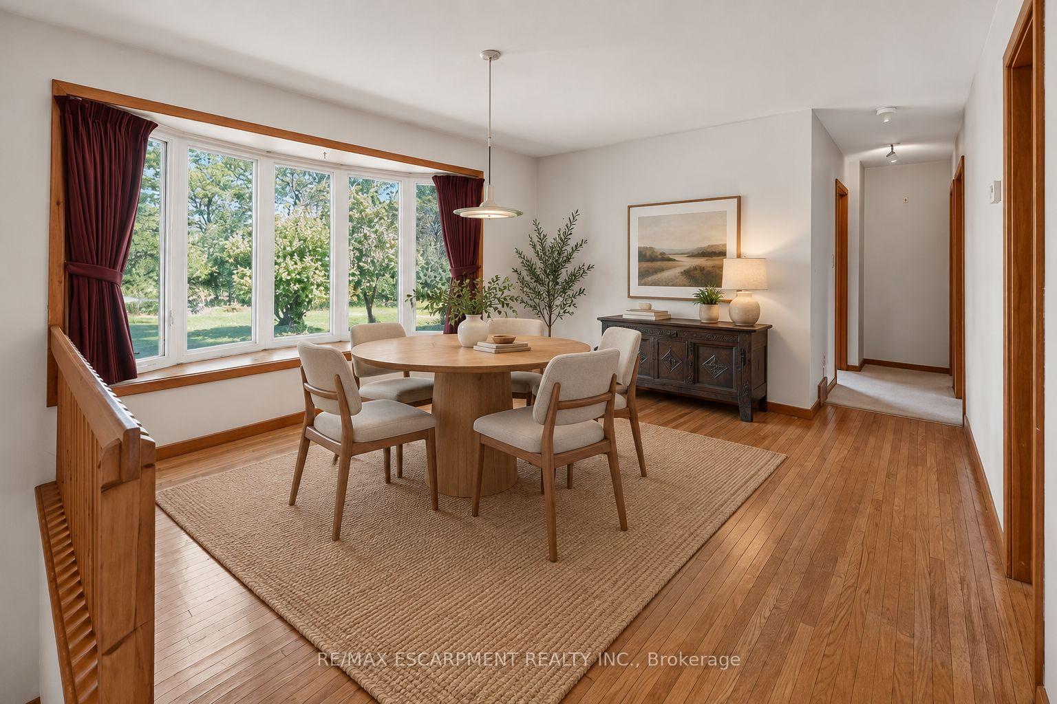 Photo 8 of 116 Russ Road, Grimsby, Grimsby Escarpment — HOMEH