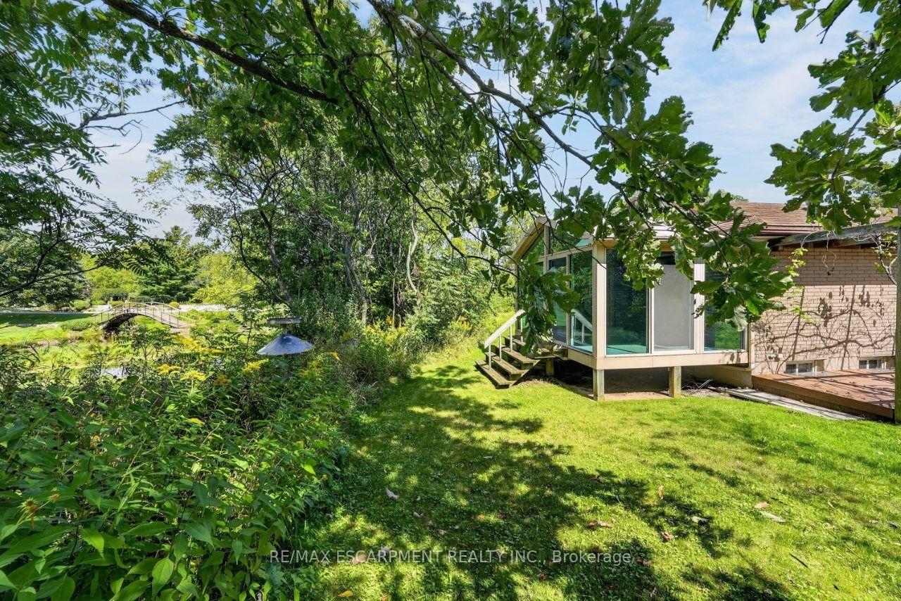 Photo 19 of 116 Russ Road, Grimsby, Grimsby Escarpment — HOMEH
