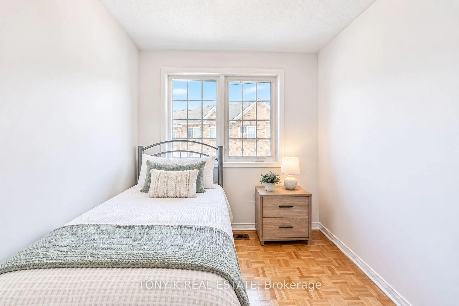 Photo 29 of 45 Weston Road, Toronto, Junction Area — HOMEH
