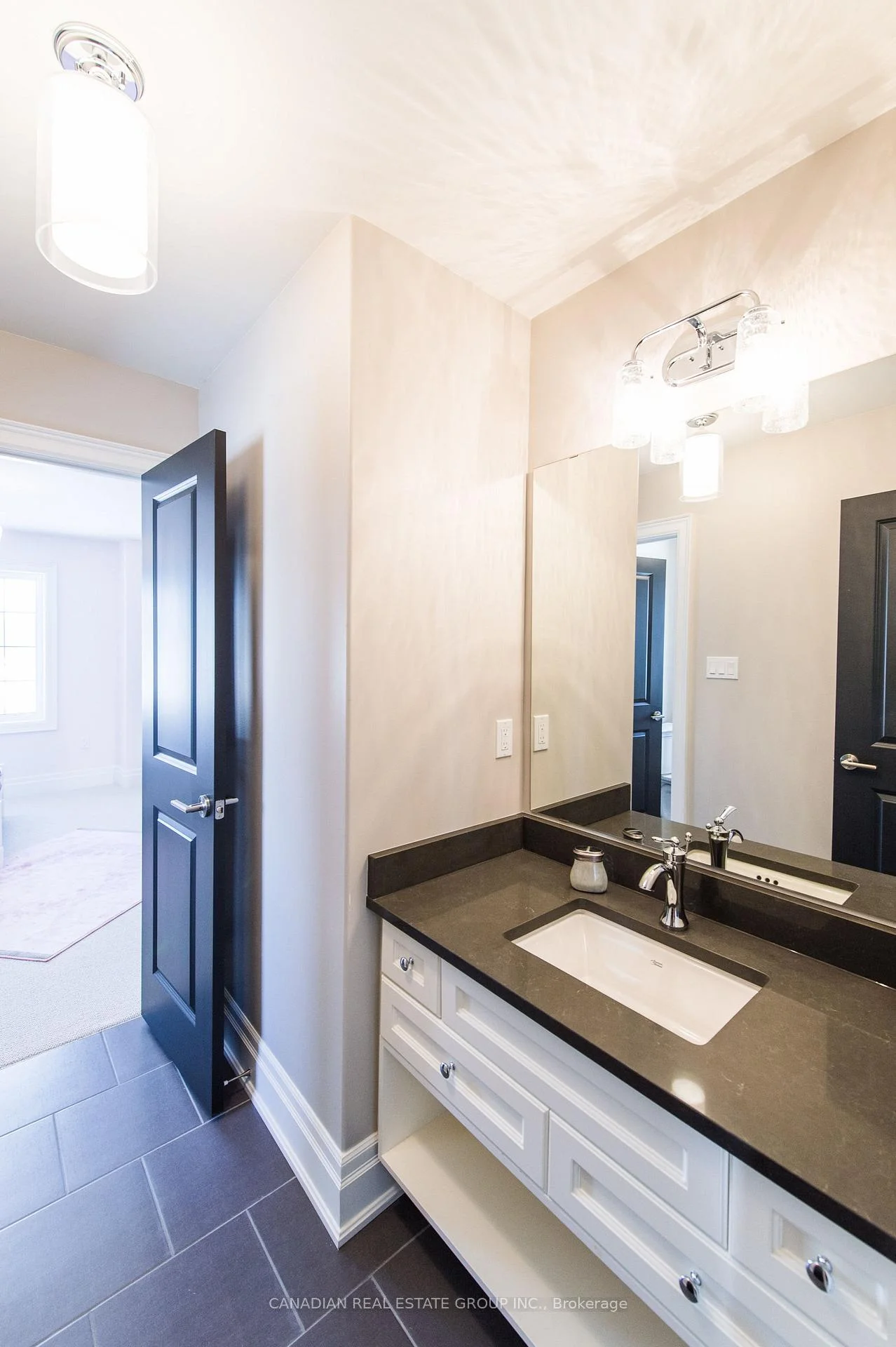 Photo 25 of 300 Hagan Street E, Southgate — HOMEH