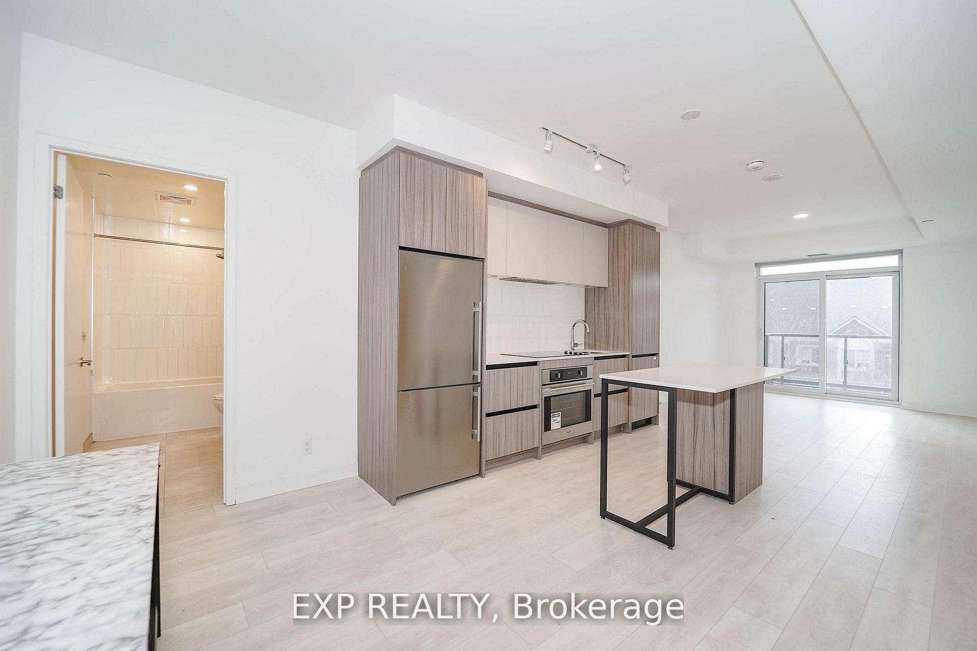 Photo 4 of Unit D328, 8 Beverley Glen Boulevard, Vaughan, Beverley Glen — HOMEH