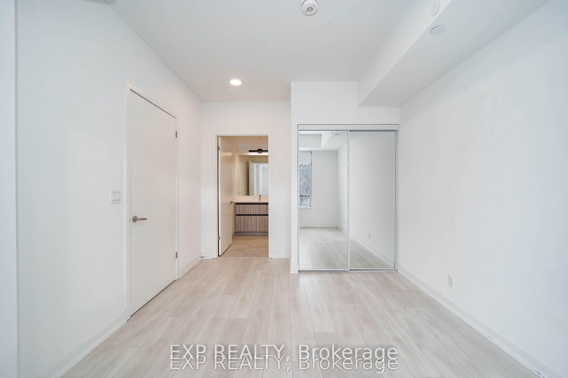 Photo 26 of Unit D328, 8 Beverley Glen Boulevard, Vaughan, Beverley Glen — HOMEH