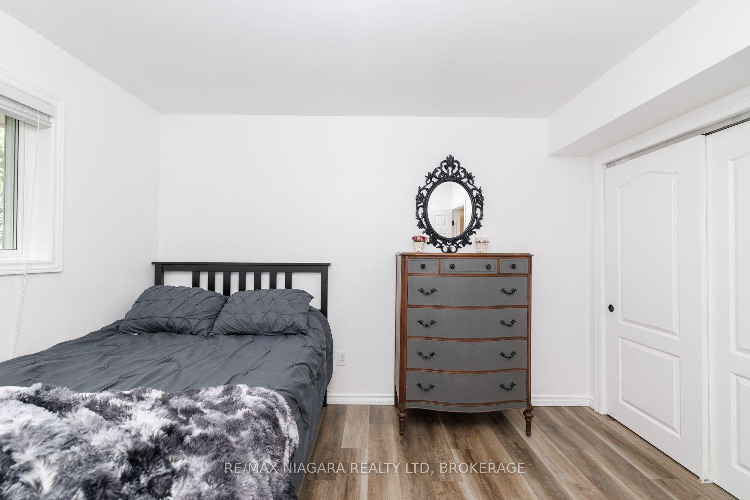 Photo 22 of 42 Strathcona Drive S, Pelham, Fonthill — HOMEH