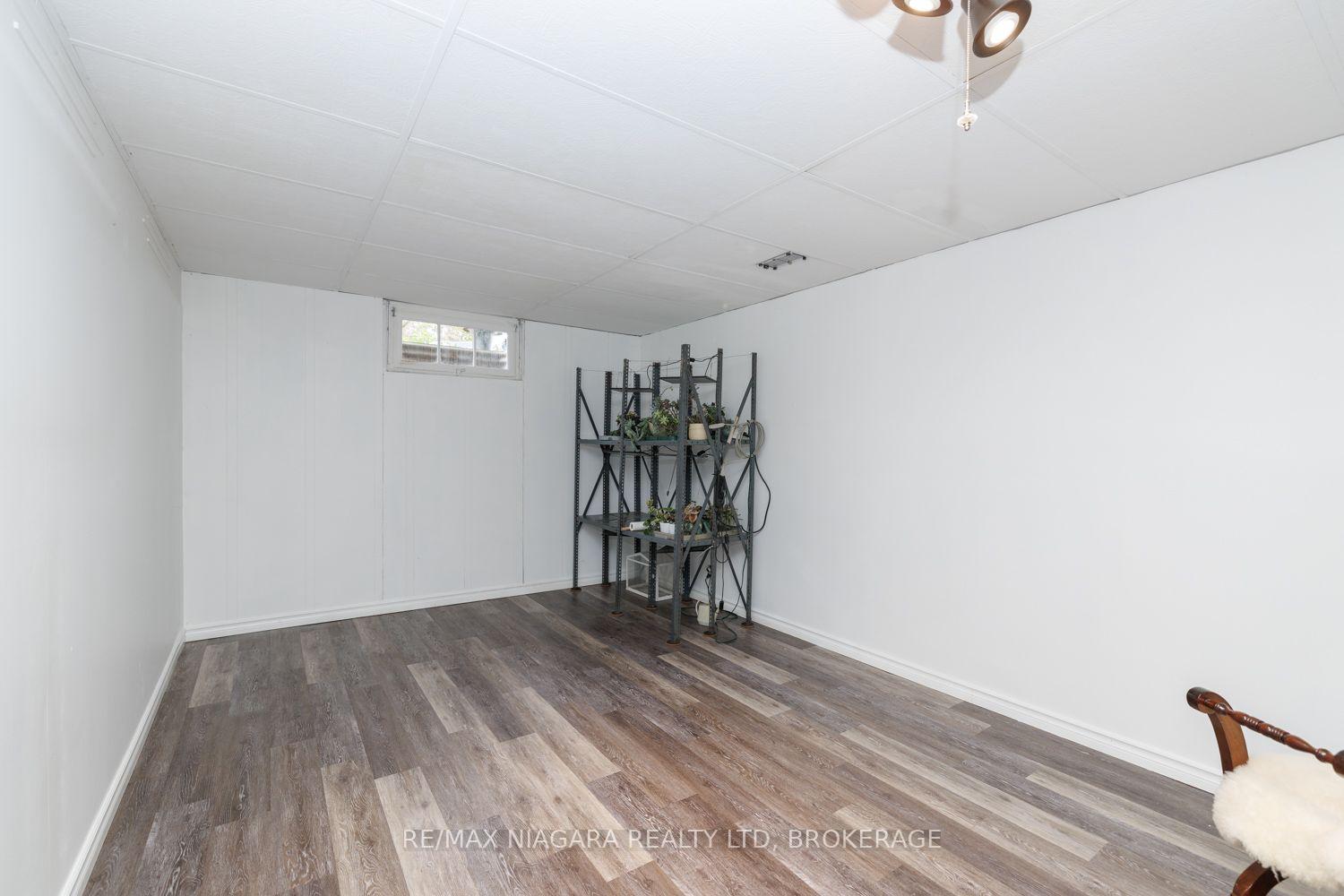 Photo 29 of 42 Strathcona Drive S, Pelham, Fonthill — HOMEH