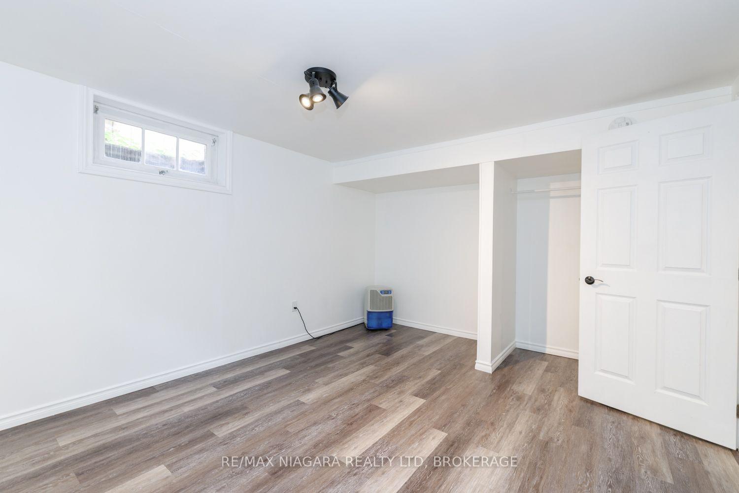 Photo 31 of 42 Strathcona Drive S, Pelham, Fonthill — HOMEH