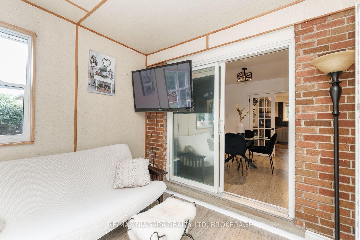 Photo 33 of 42 Strathcona Drive S, Pelham, Fonthill — HOMEH