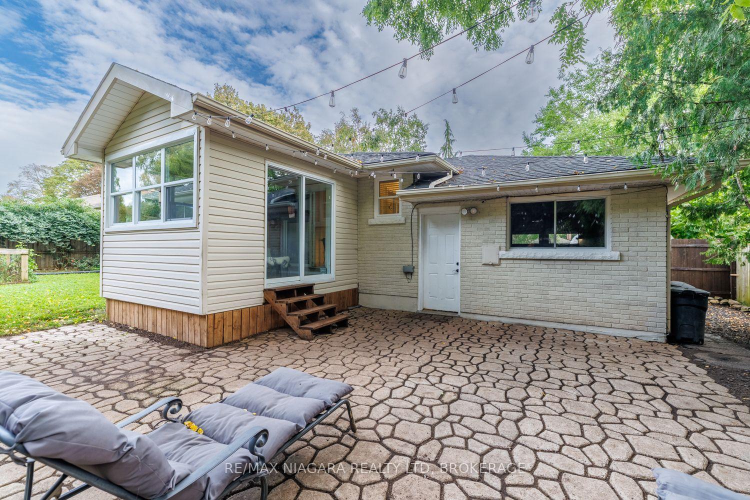 Photo 36 of 42 Strathcona Drive S, Pelham, Fonthill — HOMEH
