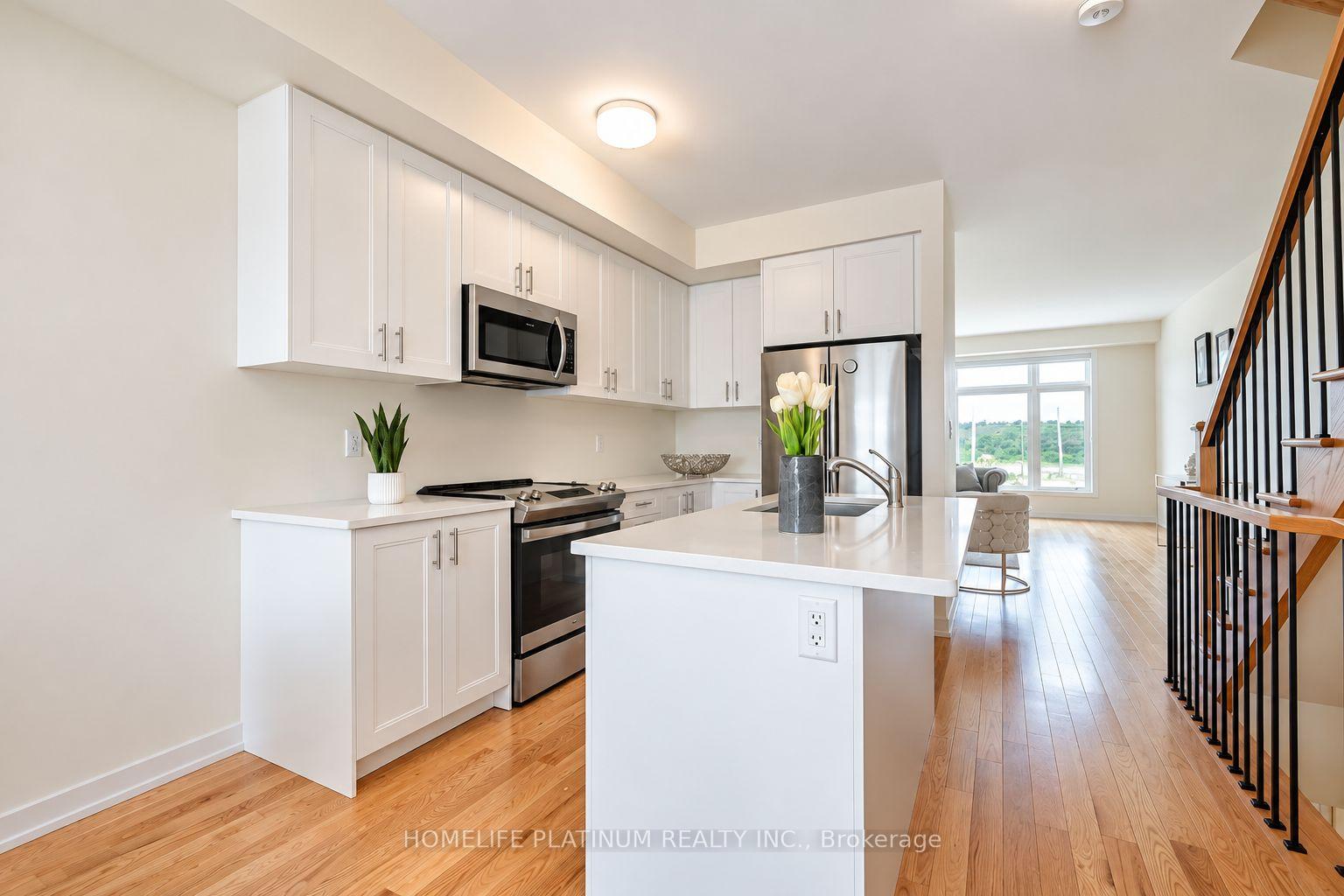 Photo 9 of 2594 Castlegate Crossing, Pickering, Duffin Heights — HOMEH