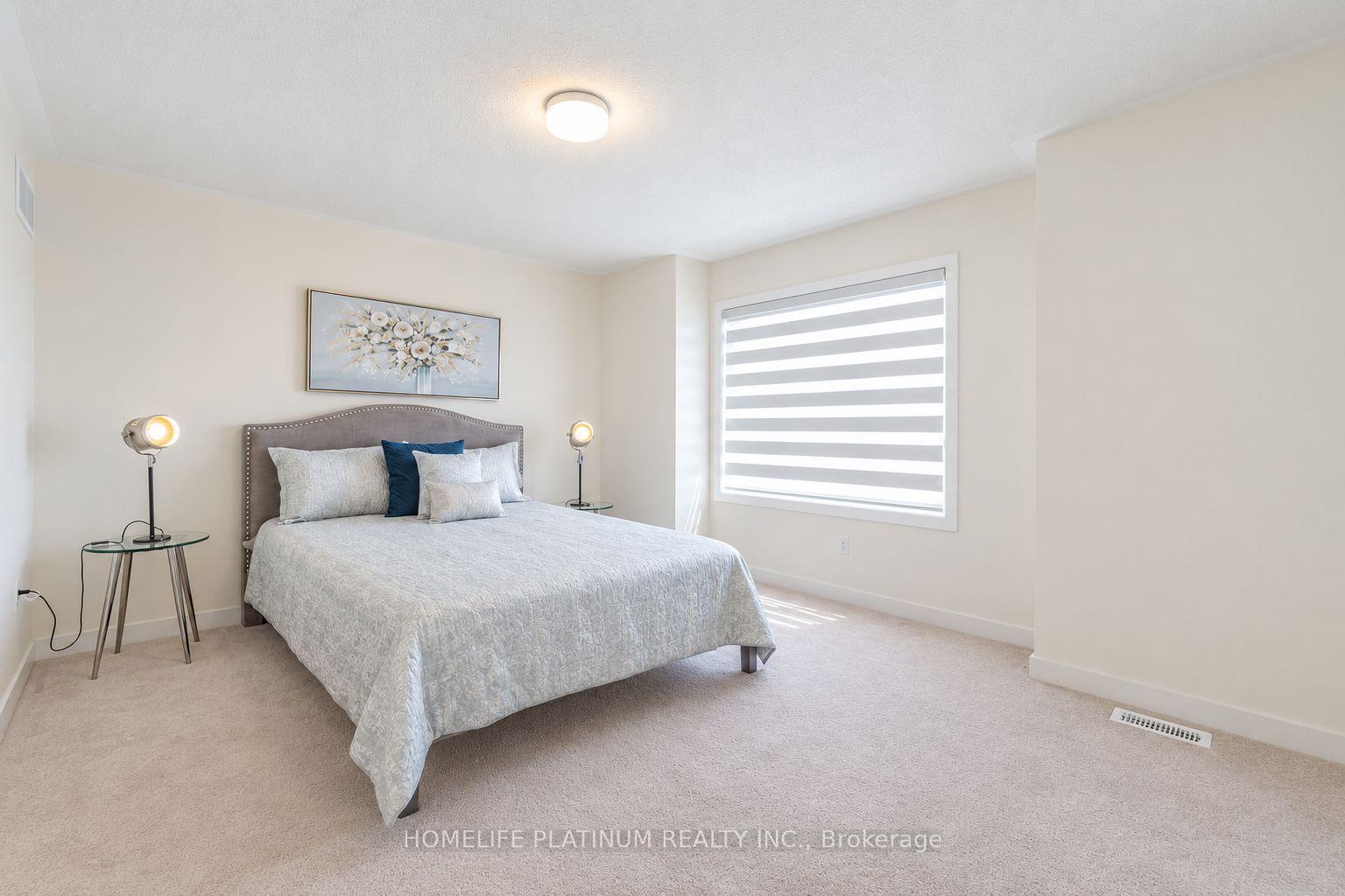 Photo 10 of 2594 Castlegate Crossing, Pickering, Duffin Heights — HOMEH