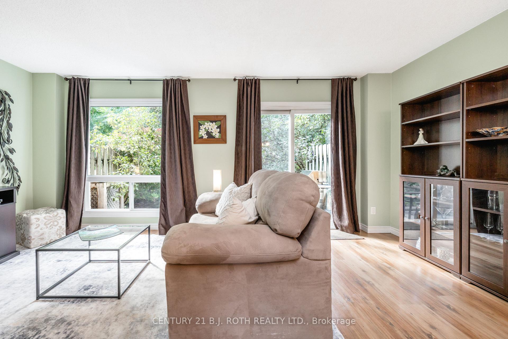 Photo 15 of Unit 31, 52 Adelaide Street, Barrie, Allandale — HOMEH