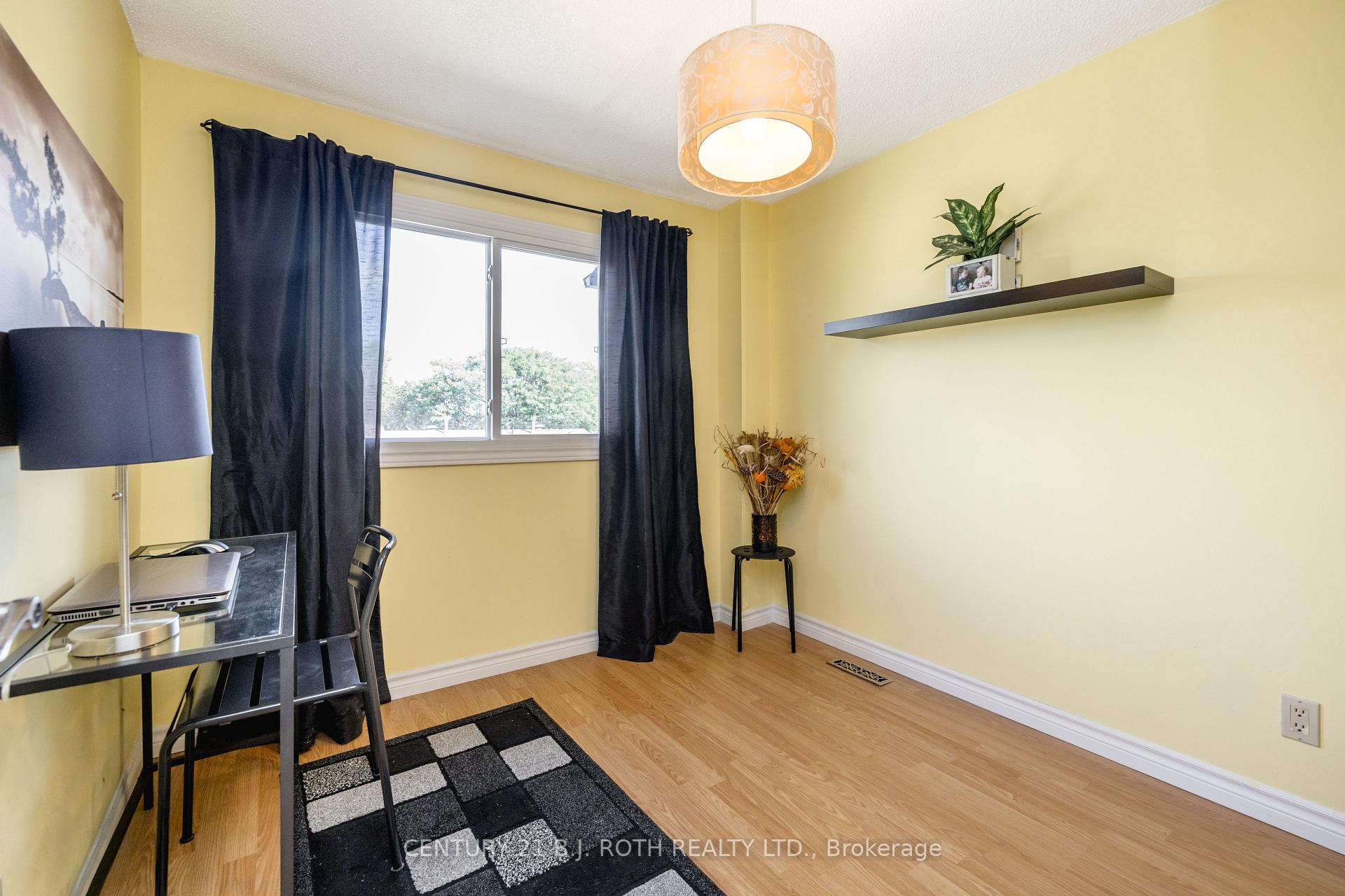 Photo 19 of Unit 31, 52 Adelaide Street, Barrie, Allandale — HOMEH