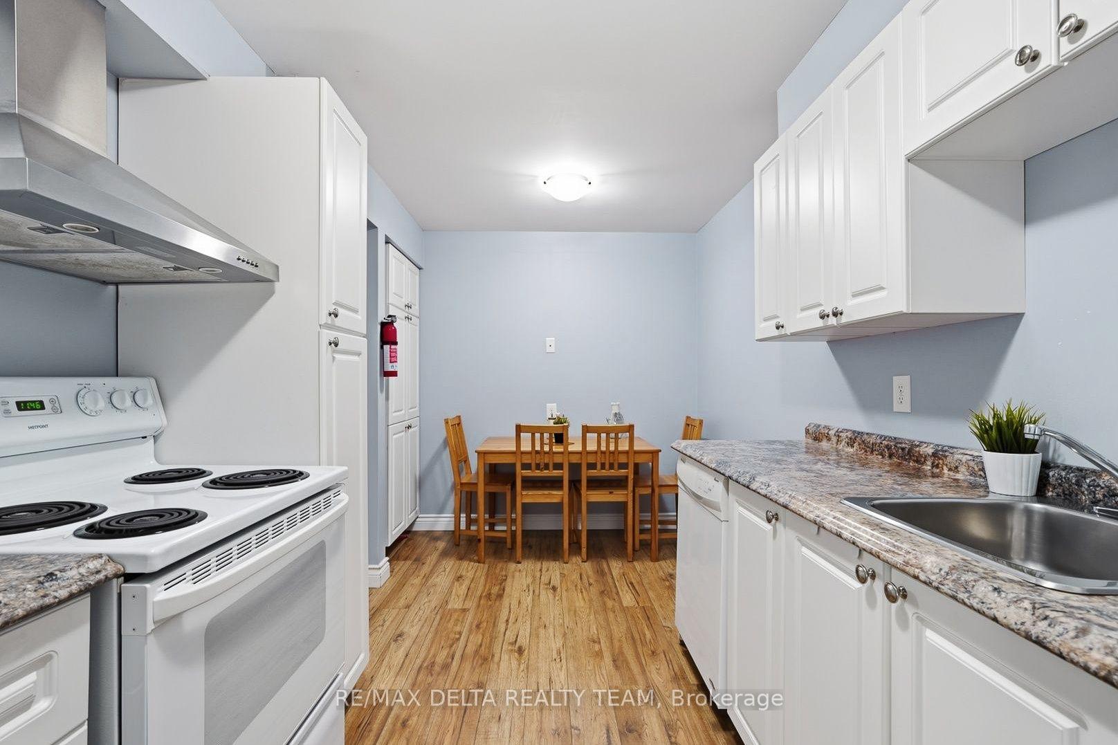 Photo 9 of 1107 Des Forets Avenue, Ottawa, Convent Glen North — HOMEH
