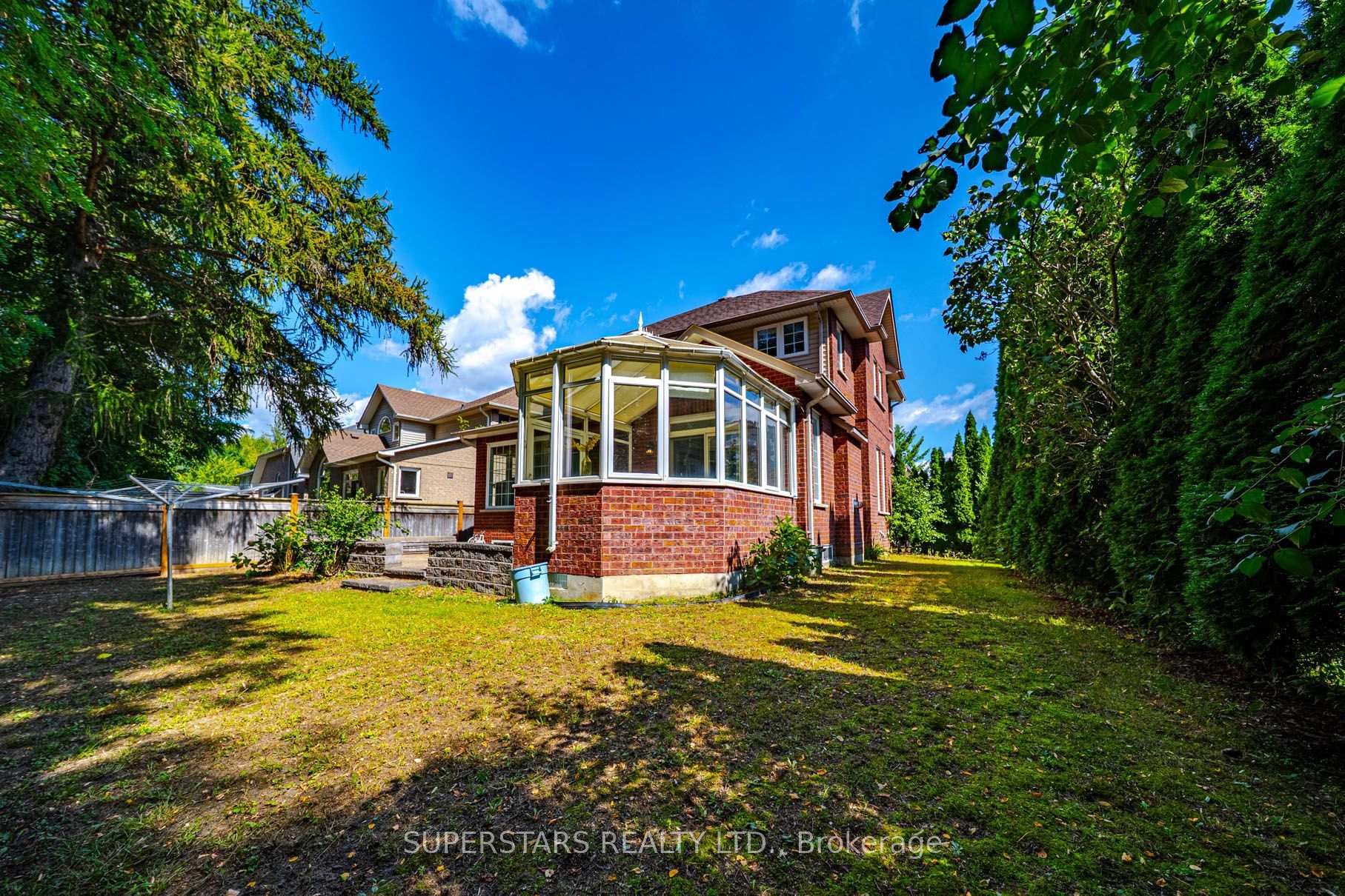 Photo 13 of 10 Thistledown Crescent, Whitby, Taunton North — HOMEH