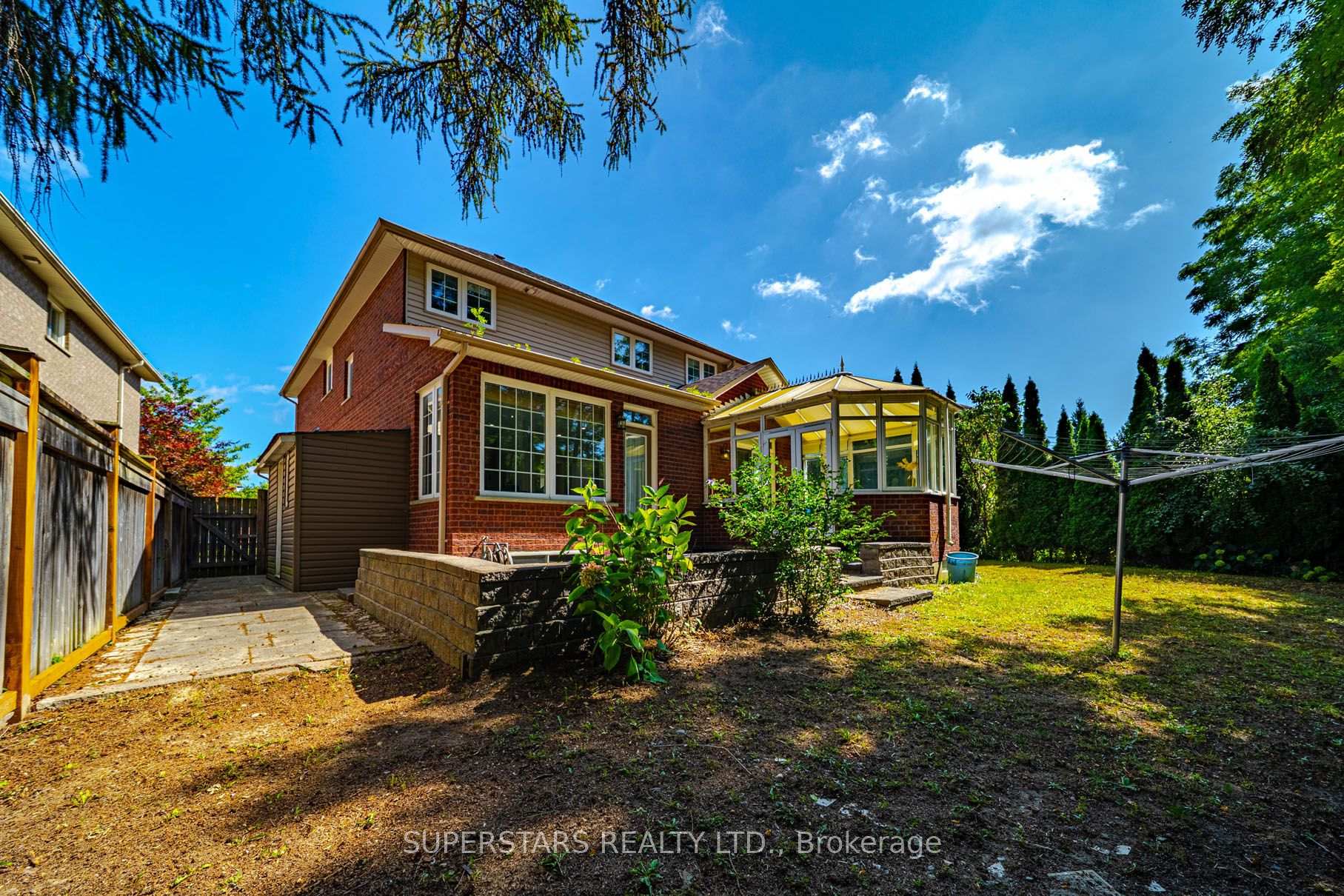 Photo 15 of 10 Thistledown Crescent, Whitby, Taunton North — HOMEH