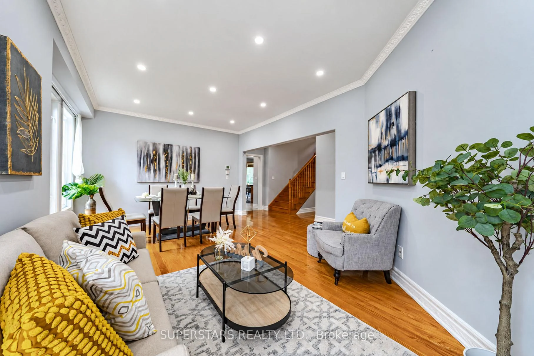 Photo 16 of 10 Thistledown Crescent, Whitby, Taunton North — HOMEH