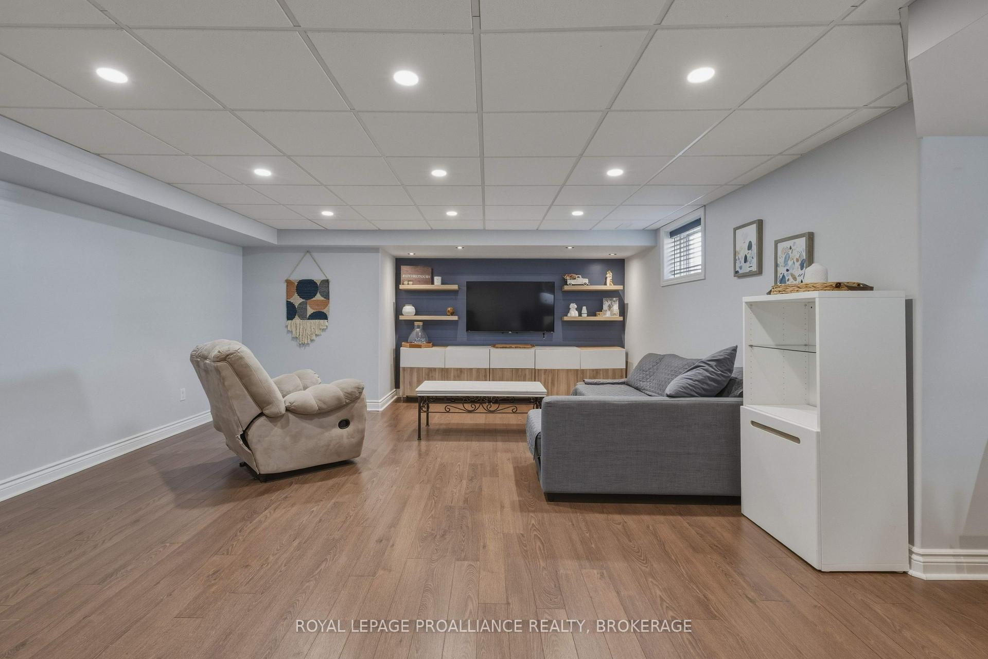 Photo 33 of 1464 Ottawa Street, Kingston, City Northwest — HOMEH