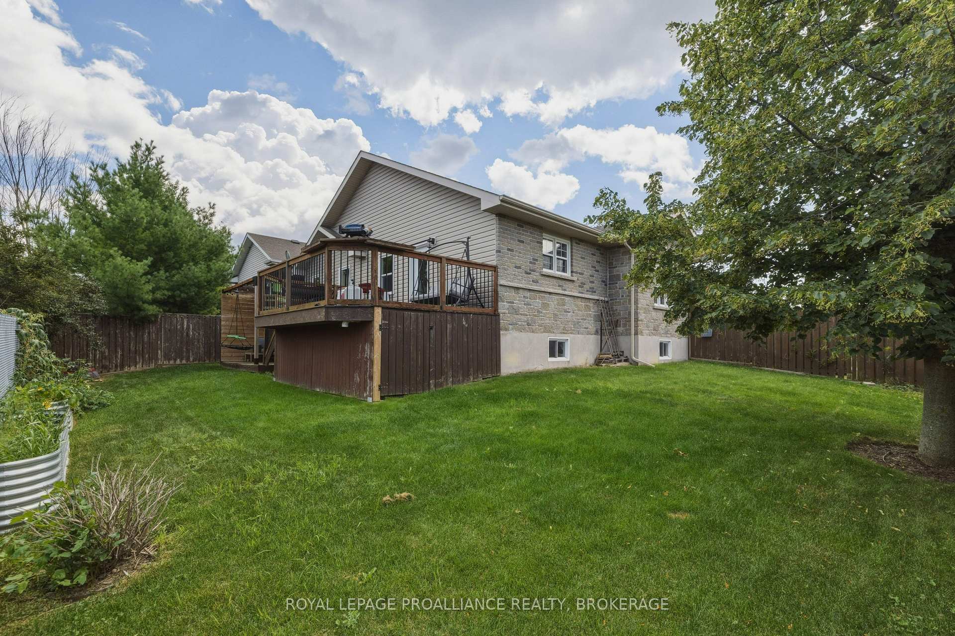 Photo 41 of 1464 Ottawa Street, Kingston, City Northwest — HOMEH