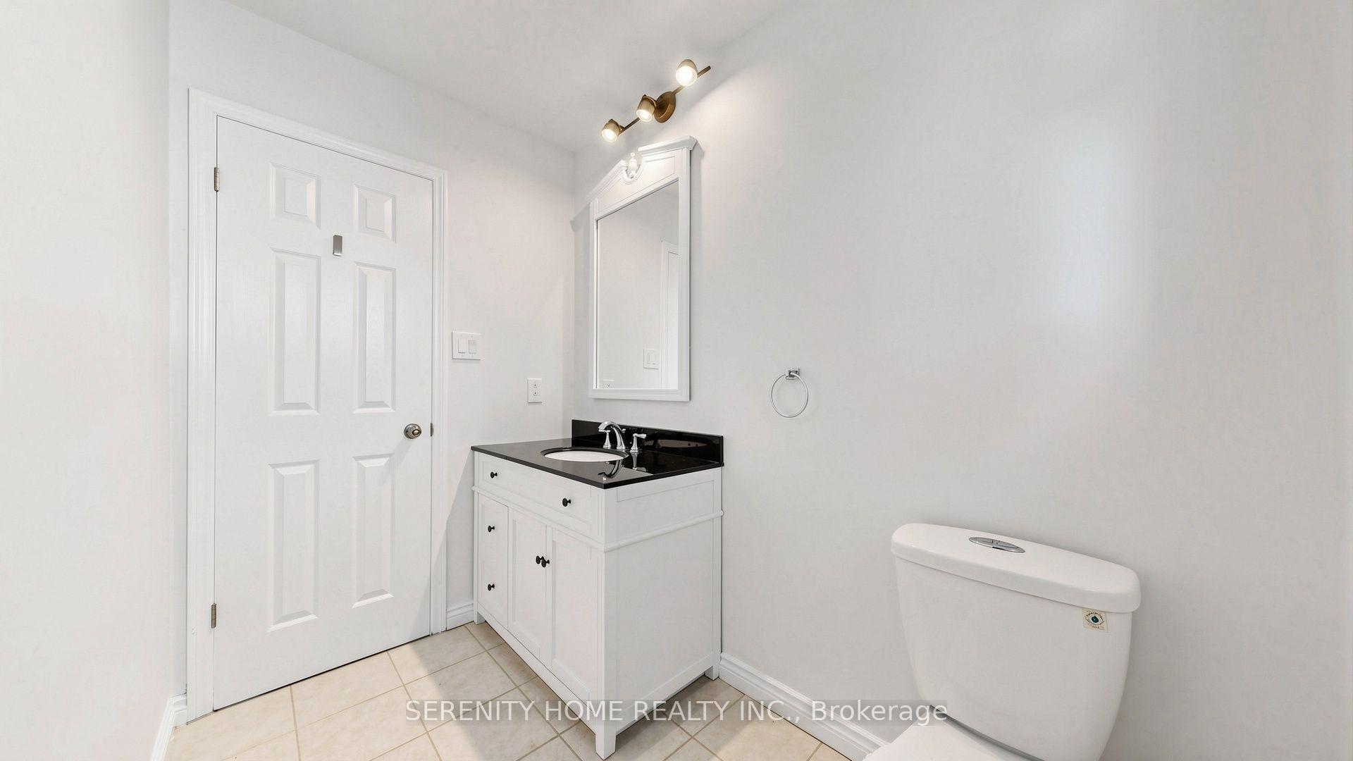 Photo 23 of 957 Queensbridge Drive, Mississauga, Creditview — HOMEH