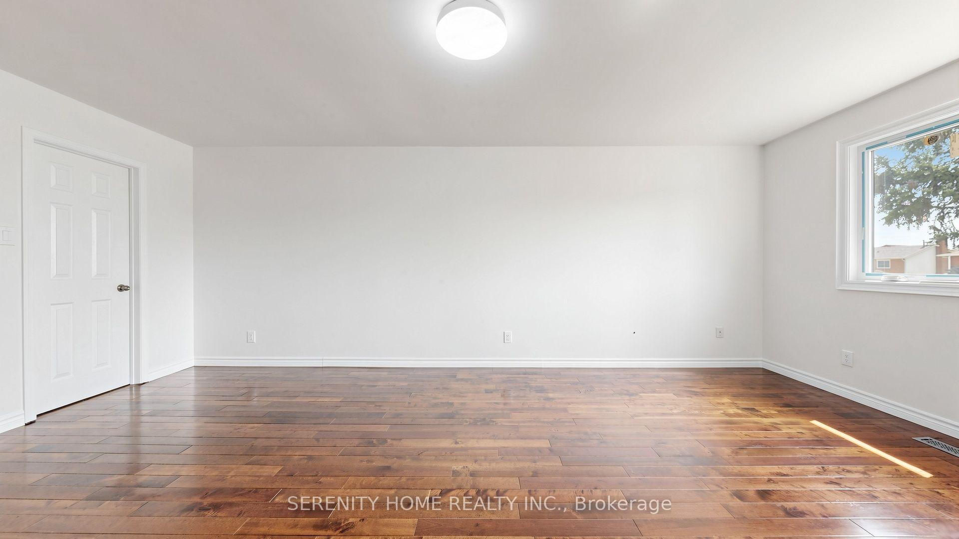Photo 28 of 957 Queensbridge Drive, Mississauga, Creditview — HOMEH