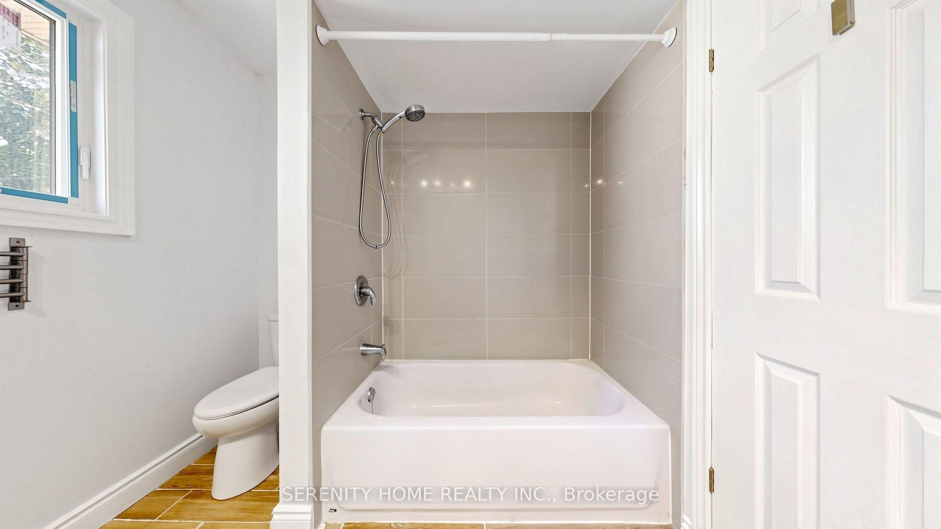 Photo 36 of 957 Queensbridge Drive, Mississauga, Creditview — HOMEH