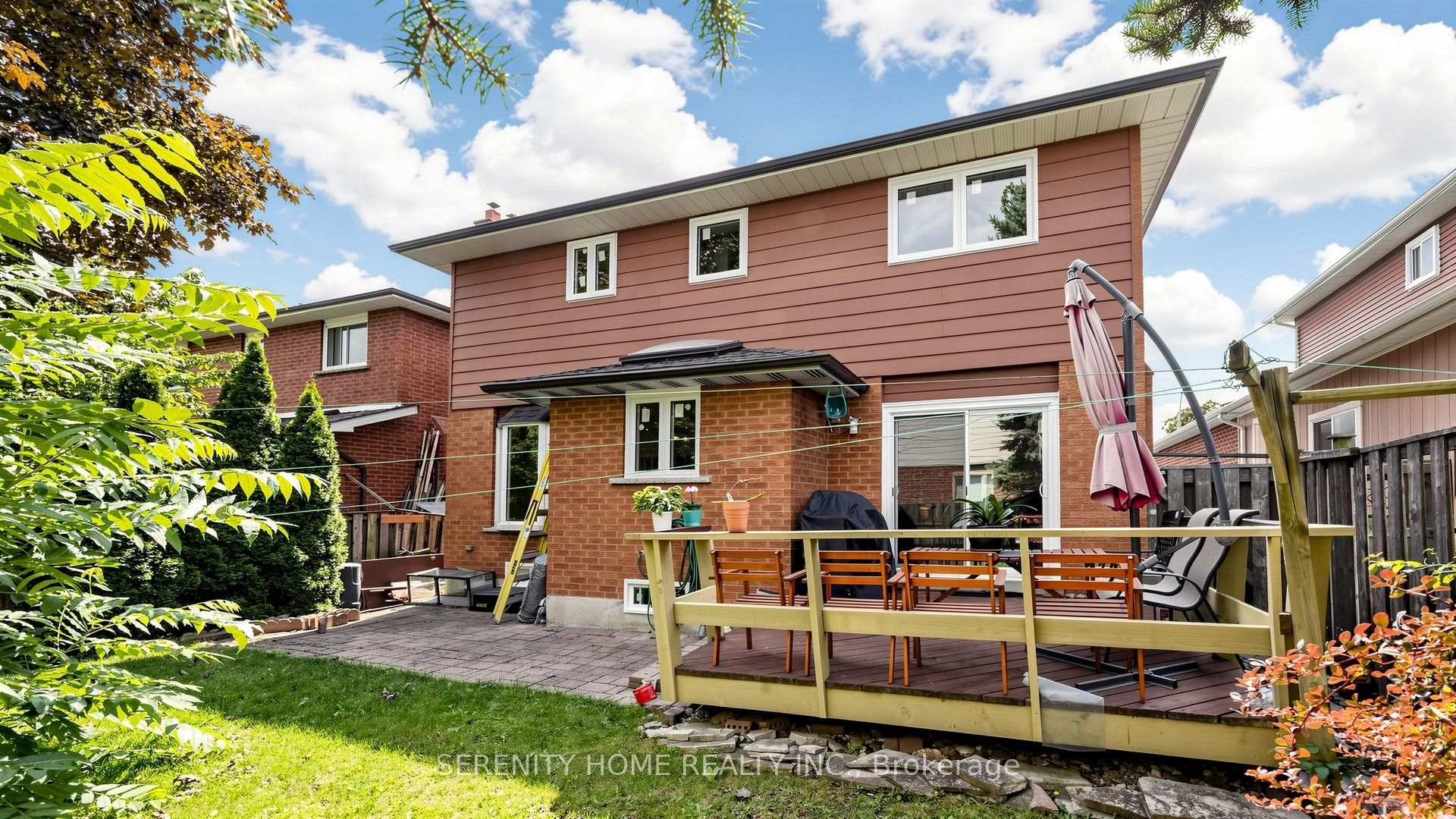 Photo 37 of 957 Queensbridge Drive, Mississauga, Creditview — HOMEH