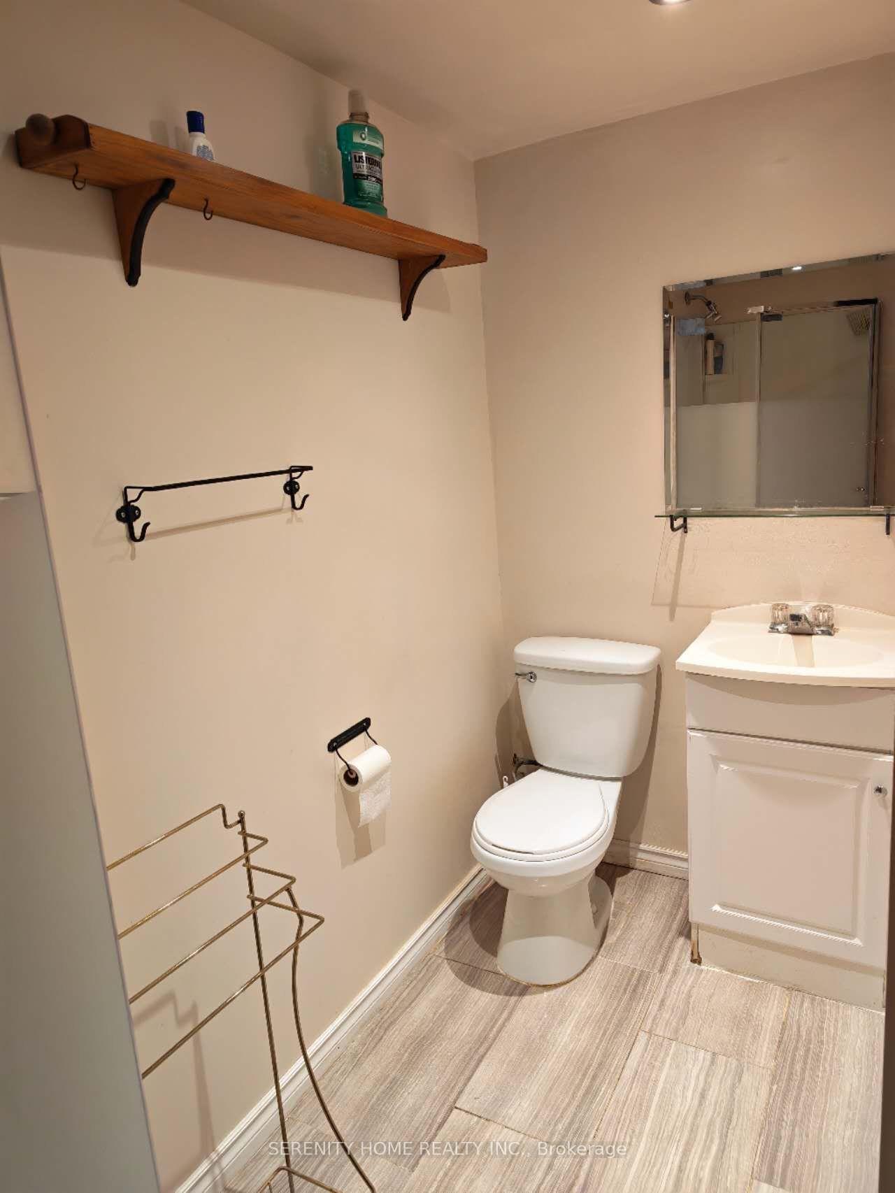 Photo 48 of 957 Queensbridge Drive, Mississauga, Creditview — HOMEH