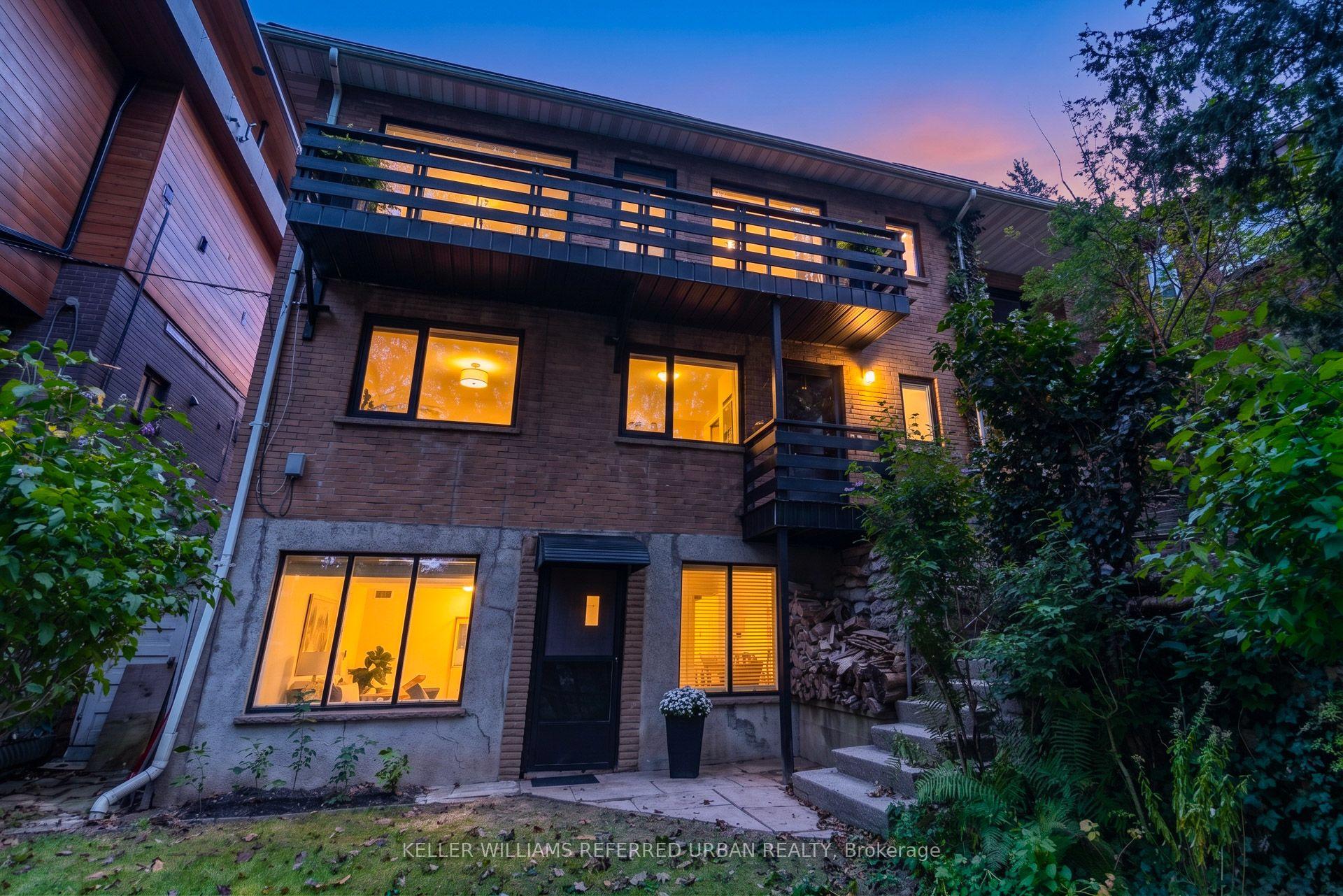 Photo 2 of 30 Rambert Crescent, Toronto, High Park-Swansea — HOMEH