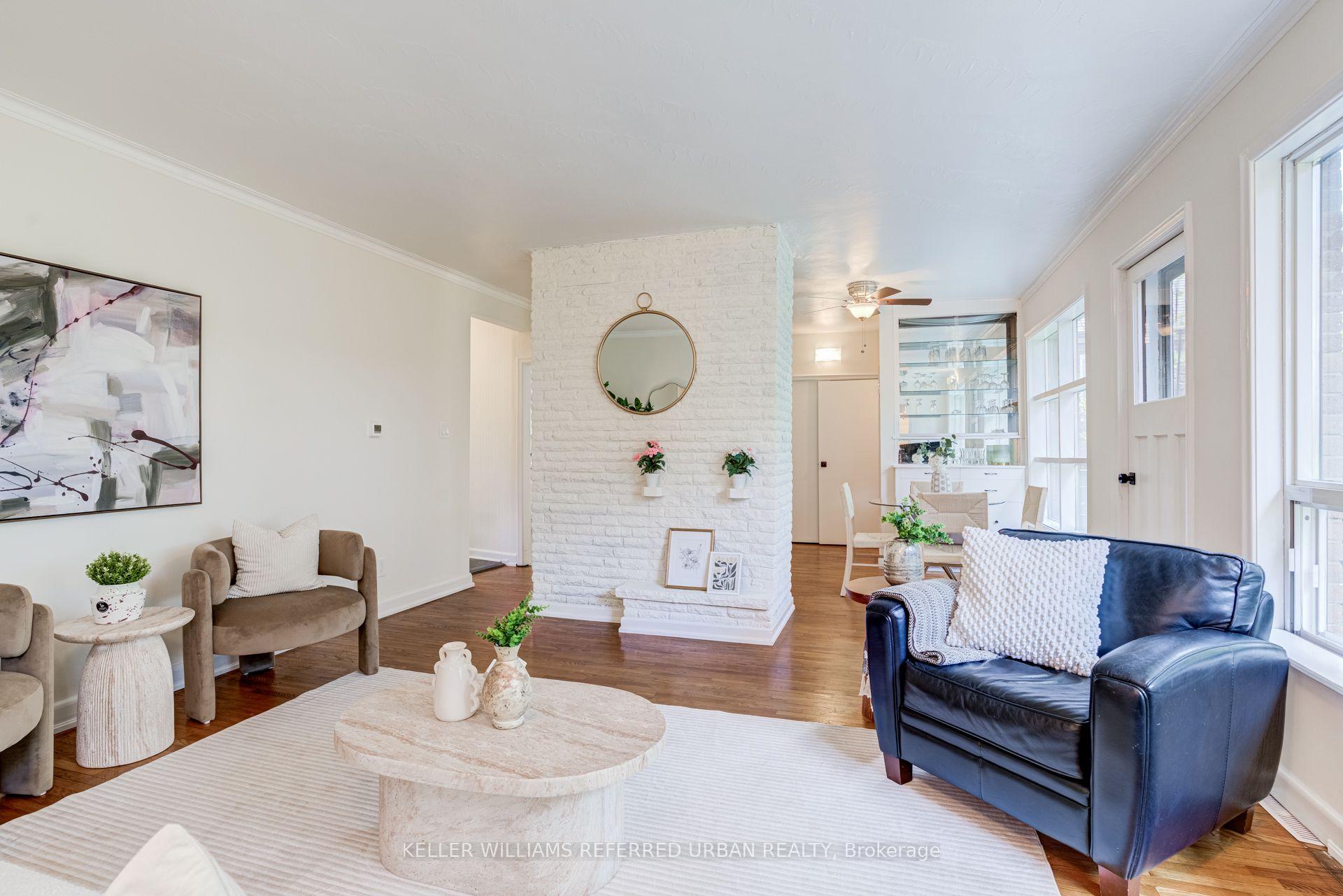 Photo 6 of 30 Rambert Crescent, Toronto, High Park-Swansea — HOMEH