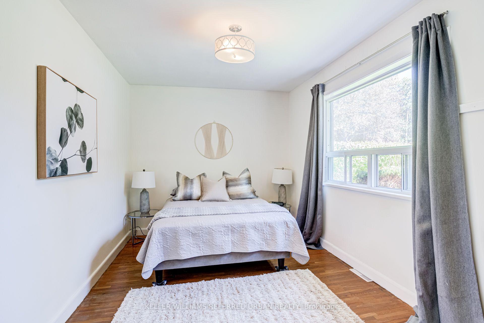 Photo 11 of 30 Rambert Crescent, Toronto, High Park-Swansea — HOMEH