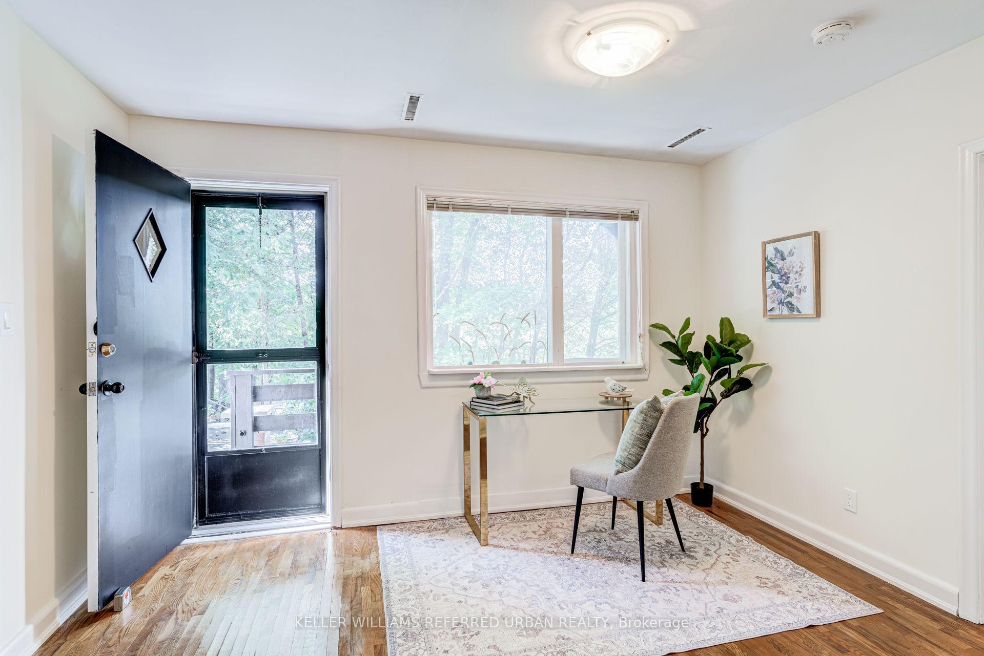 Photo 16 of 30 Rambert Crescent, Toronto, High Park-Swansea — HOMEH