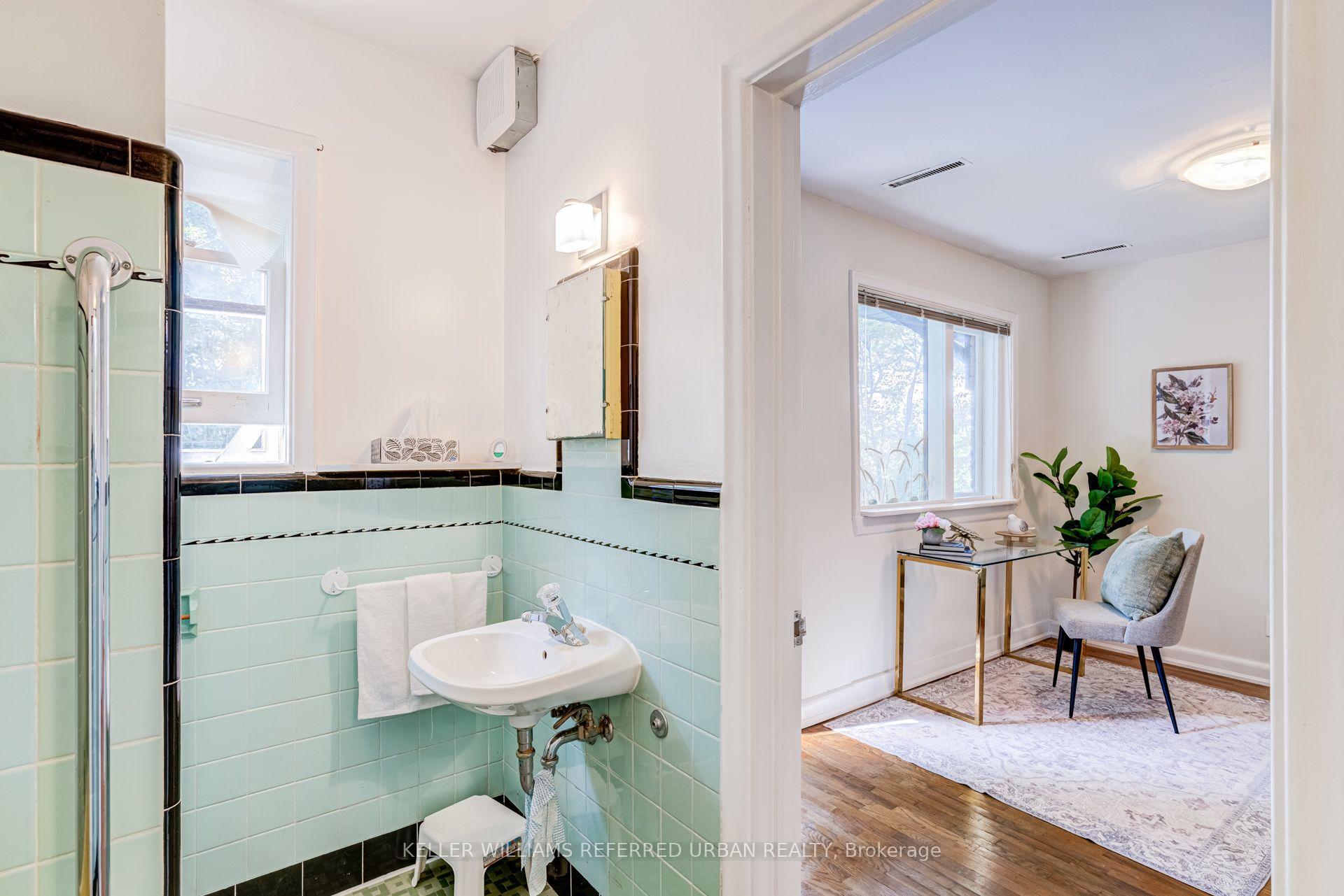 Photo 22 of 30 Rambert Crescent, Toronto, High Park-Swansea — HOMEH