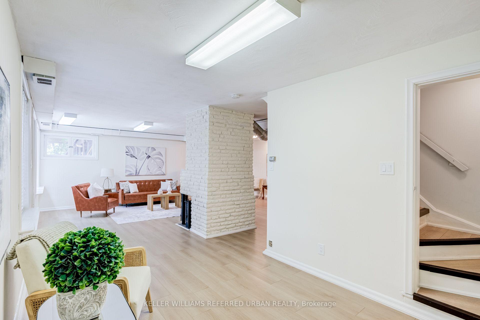 Photo 30 of 30 Rambert Crescent, Toronto, High Park-Swansea — HOMEH