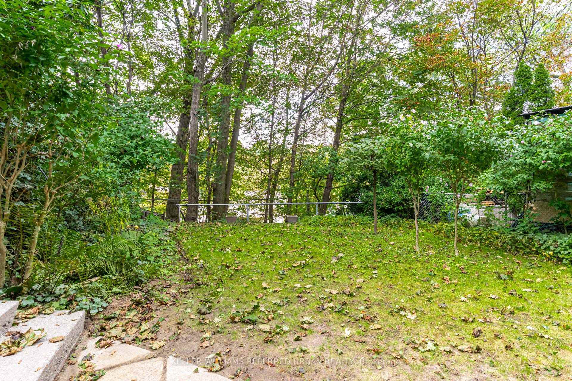 Photo 36 of 30 Rambert Crescent, Toronto, High Park-Swansea — HOMEH