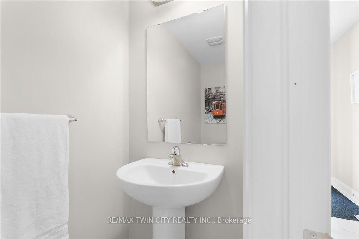 Photo 6 of Unit 31, 243 Grey Silo Road, Waterloo, Eastbridge — HOMEH