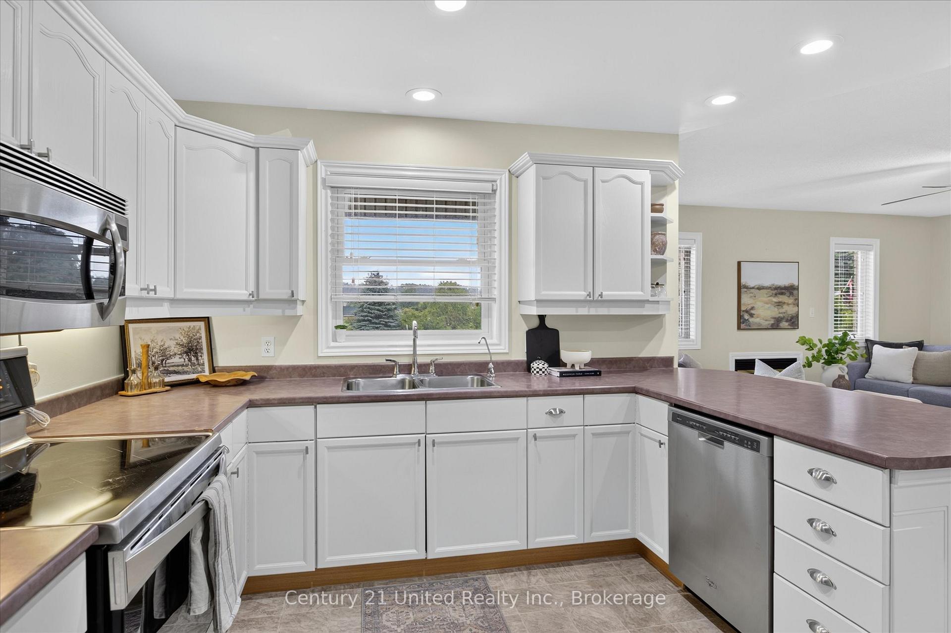 Photo 14 of 2500 Hircock Road, Hamilton Township, Baltimore — HOMEH