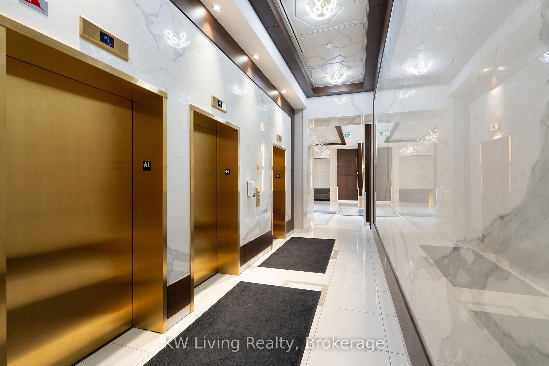 Photo 2 of Unit 907, 591 Sheppard Avenue E, North York, Bayview Village — HOMEH
