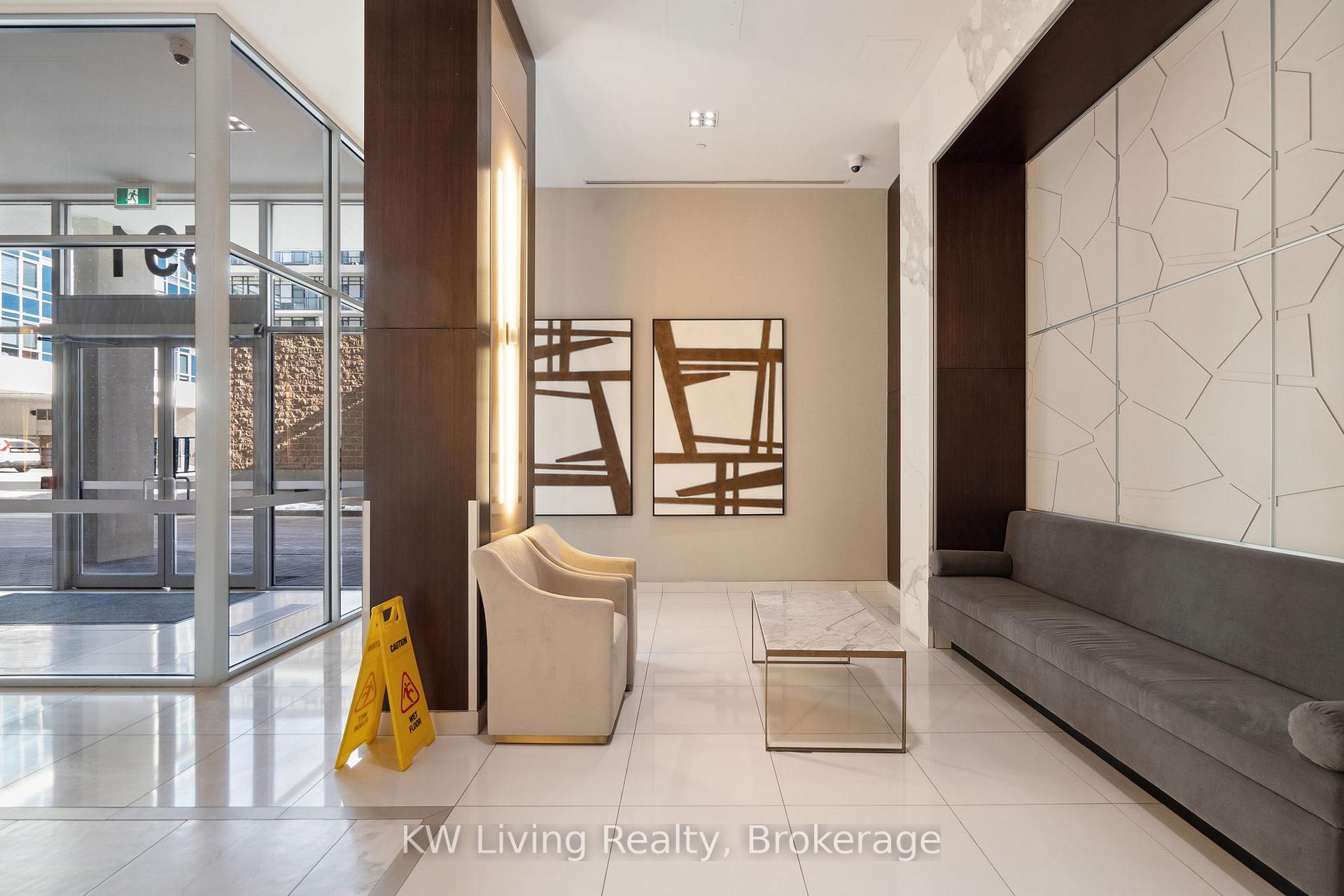 Photo 4 of Unit 907, 591 Sheppard Avenue E, North York, Bayview Village — HOMEH