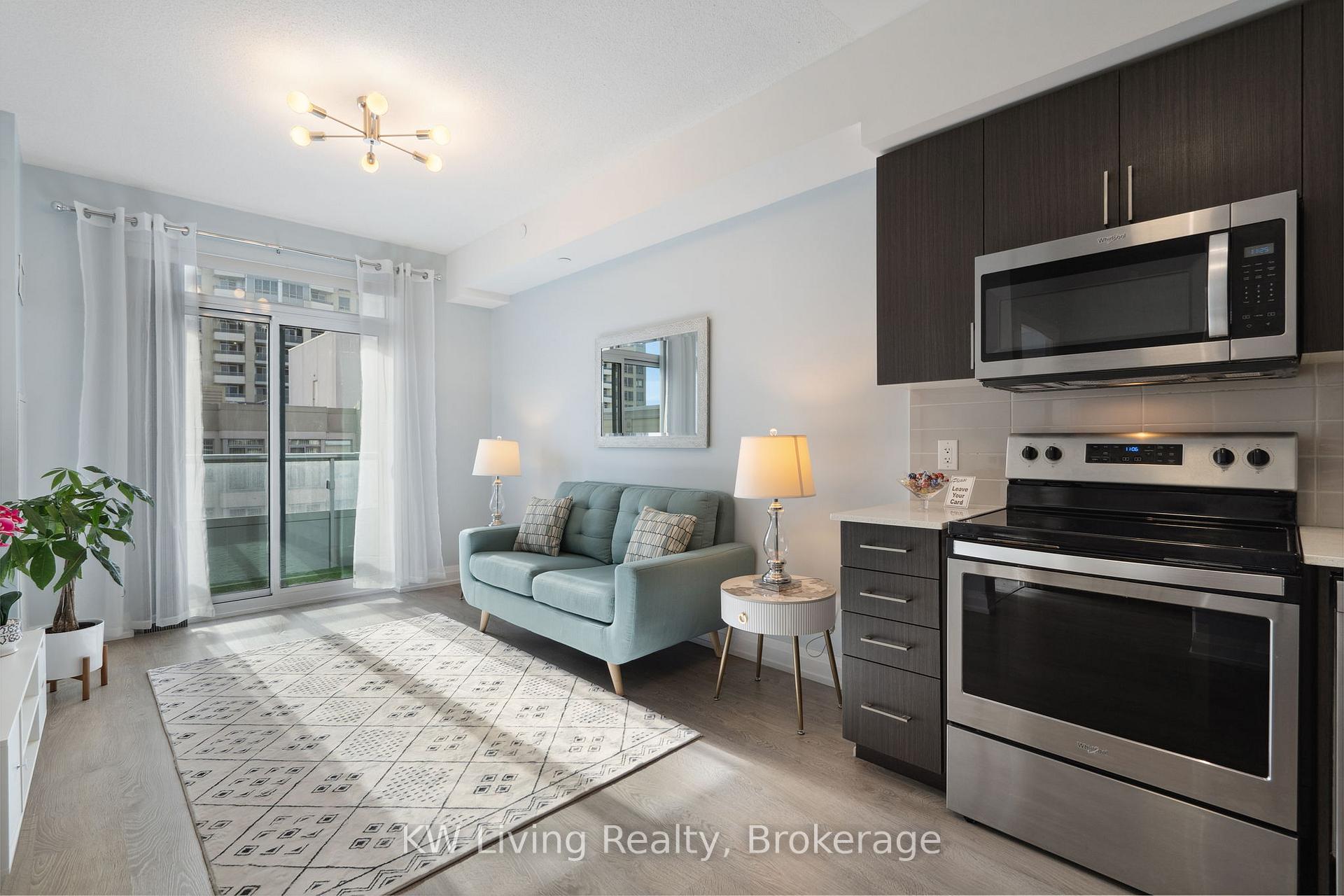 Photo 11 of Unit 907, 591 Sheppard Avenue E, North York, Bayview Village — HOMEH