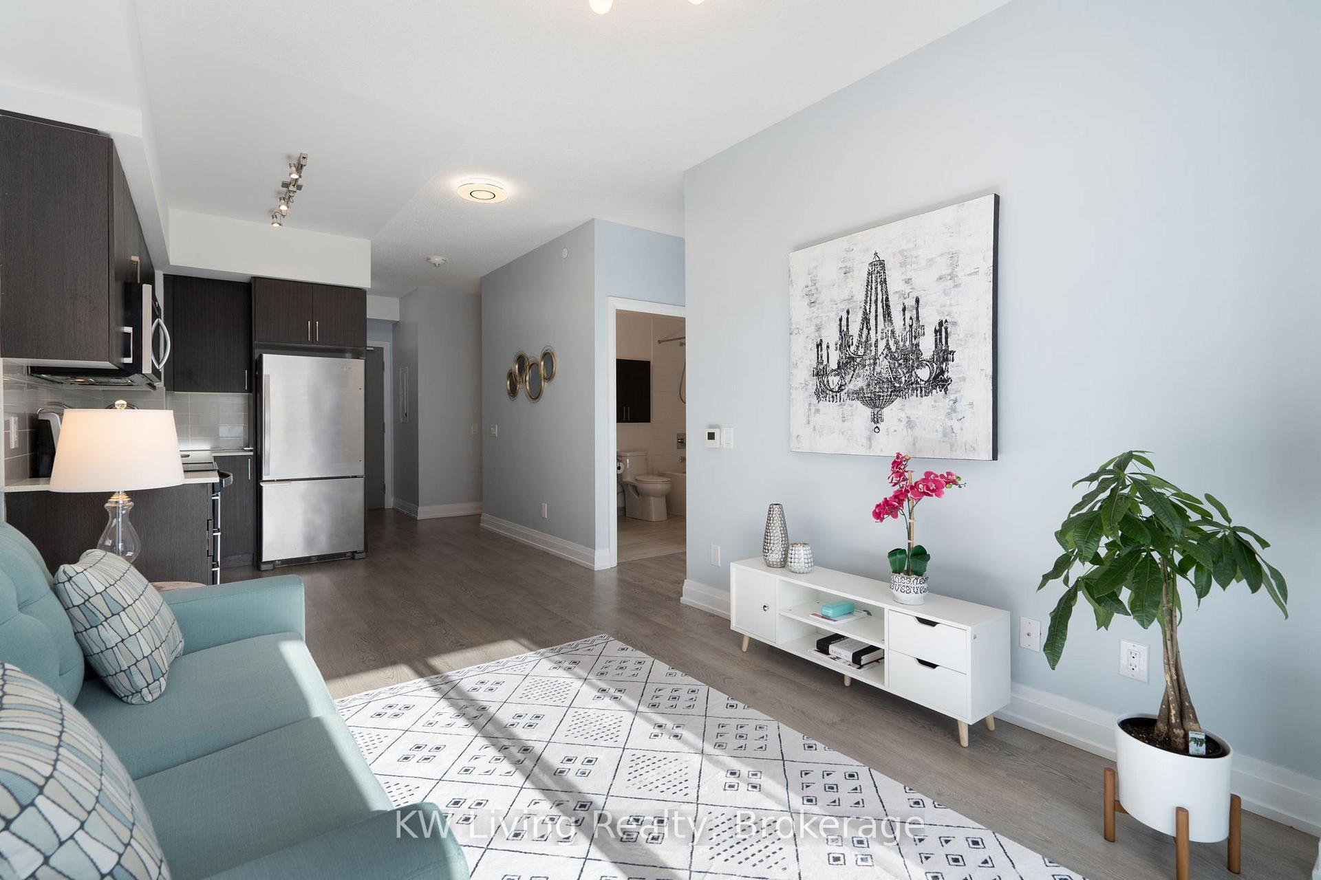 Photo 18 of Unit 907, 591 Sheppard Avenue E, North York, Bayview Village — HOMEH