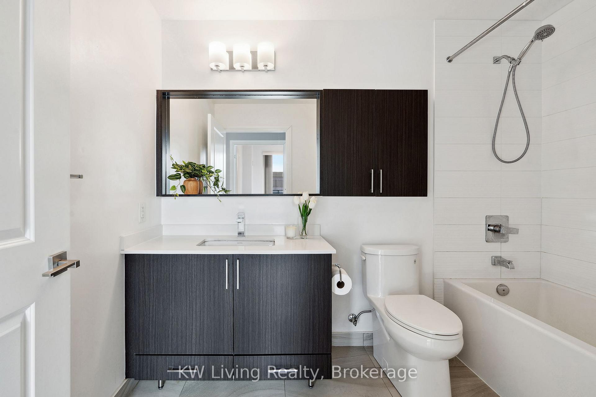 Photo 20 of Unit 907, 591 Sheppard Avenue E, North York, Bayview Village — HOMEH
