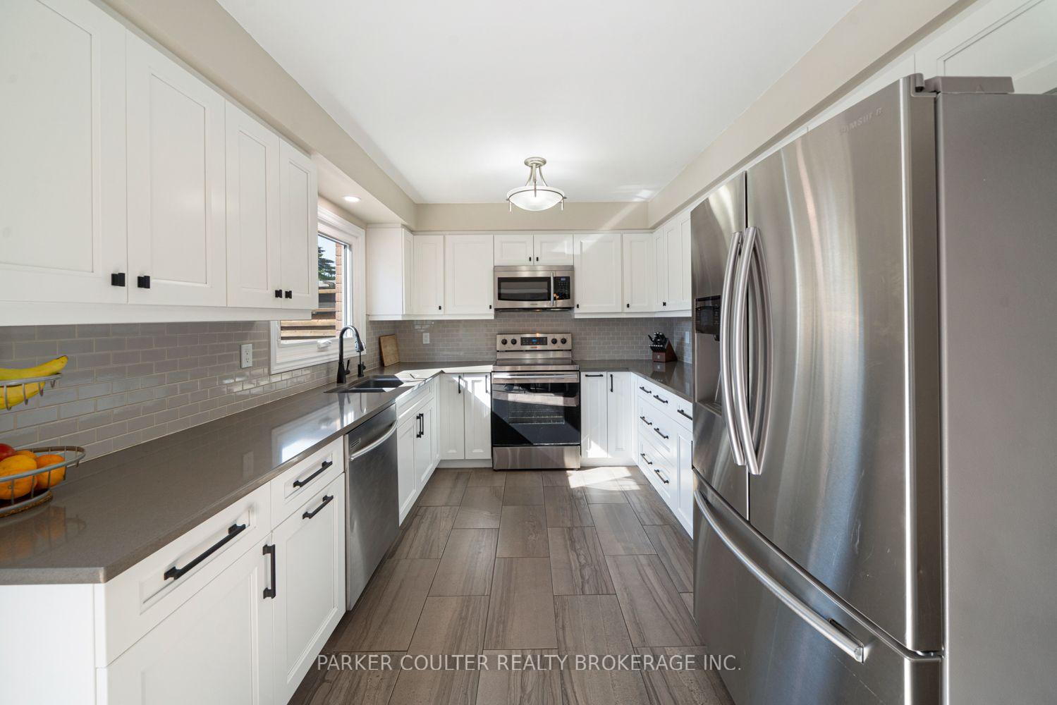 Photo 7 of 27 Brandon Crescent, Orillia — HOMEH