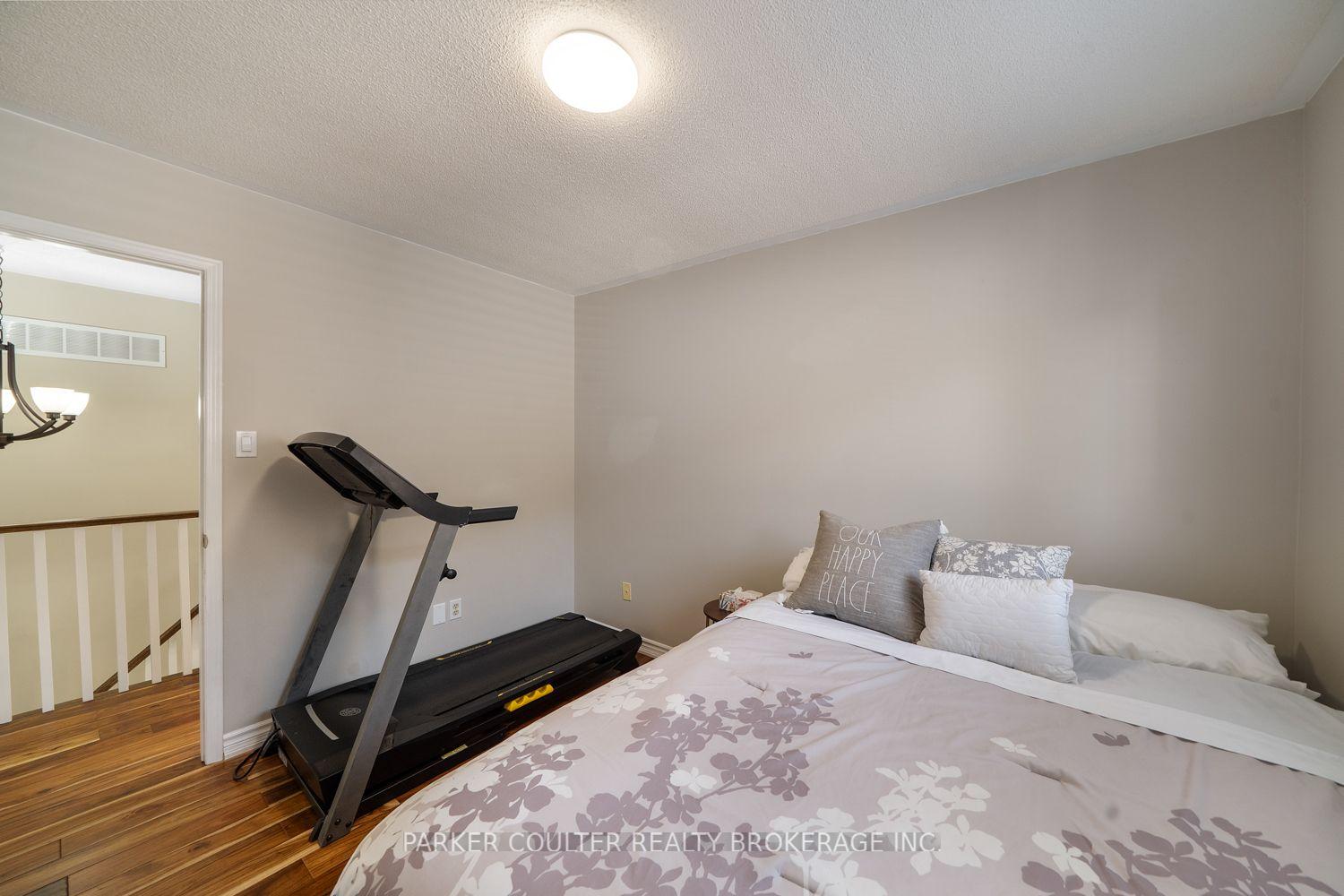 Photo 21 of 27 Brandon Crescent, Orillia — HOMEH