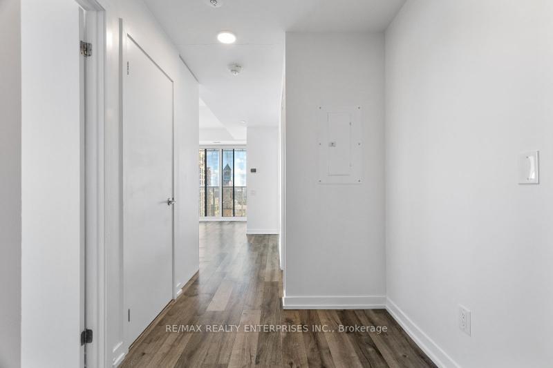 Photo 9 of Unit 2304, 4065 Confederation Parkway, Mississauga, City Centre — HOMEH