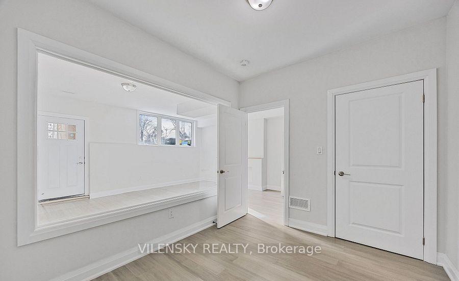 Photo 5 of 99 Sophia Street W, Barrie, Queen's Park — HOMEH