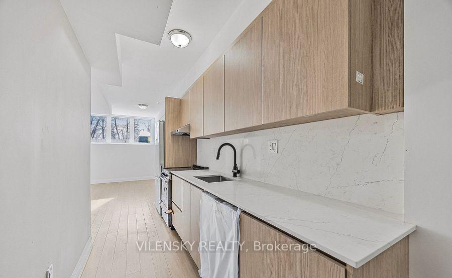 Photo 15 of 99 Sophia Street W, Barrie, Queen's Park — HOMEH
